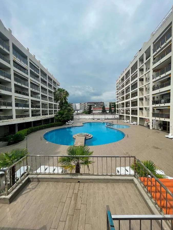 Apartmán Residencial Michelangelo Salou Španělsko